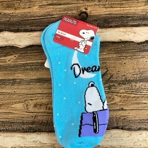 Peanuts no show socks